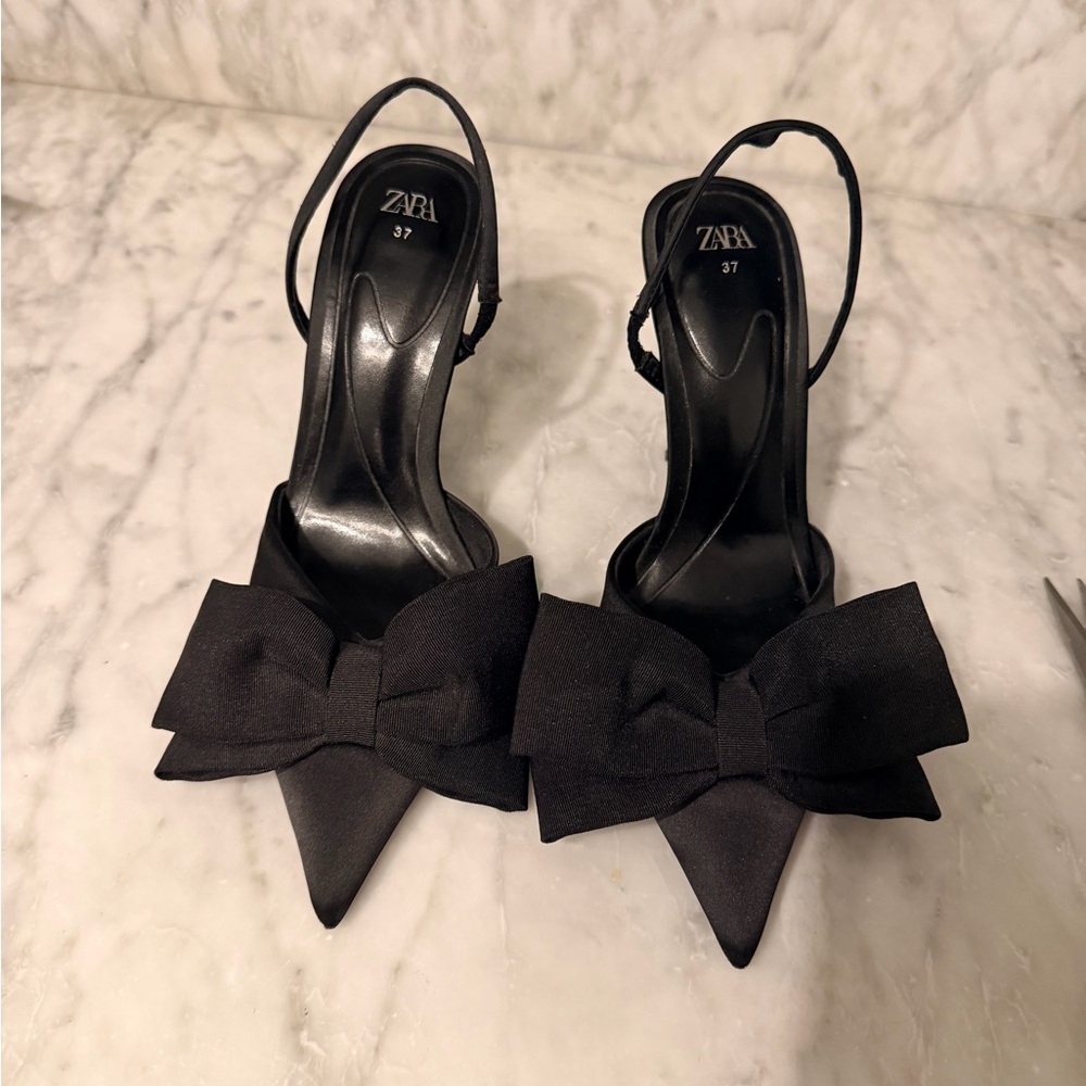 Zara Black Women's Heels with Bow Accent